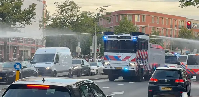 Marokkaanse WK-viering loopt fout: waterkanon ingezet
