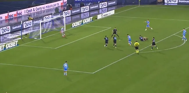 Mertens eert Maradona met knappe goals (🎥)