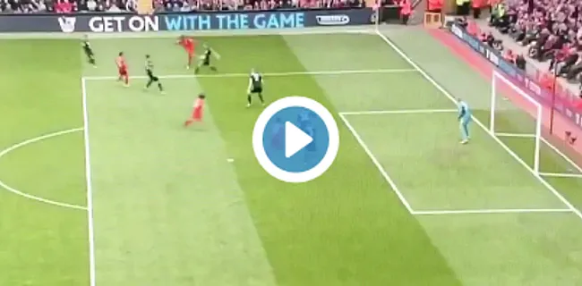 Origoal! Divock scoort er twee, waaronder een pareltje