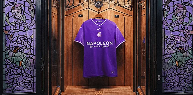 Anderlecht stelt nieuwe shirts voor met hulp van AI