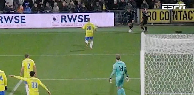 Nederland op zijn kop na schandalige VAR-blunder
