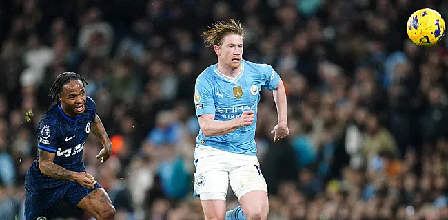 Manchester City baalt, FC Barcelona wint in slotfase