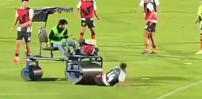 Bizarre beelden: pletwals rijdt op ex-Engelse international