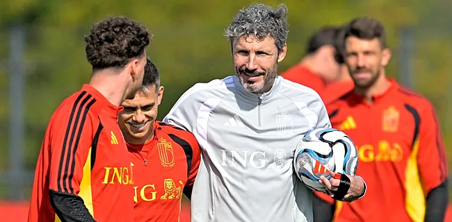 Van Bommel grijnst: fikse opsteker voor clash met Frankrijk