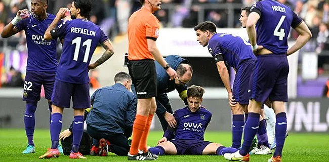 Opstellingen: Anderlecht met Verschaeren en Gomez, Odjidja fit