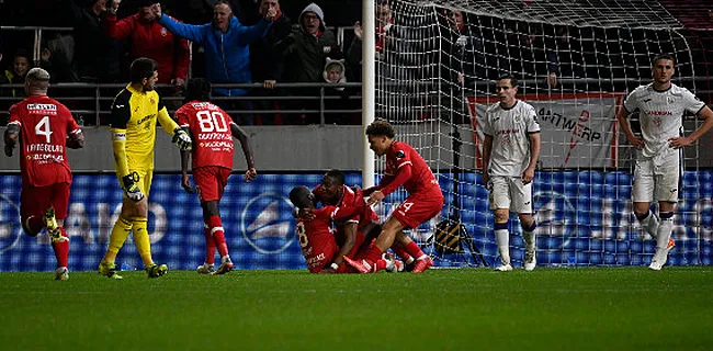 Antwerp kampioen van de toppers, Club Brugge stelt teleur