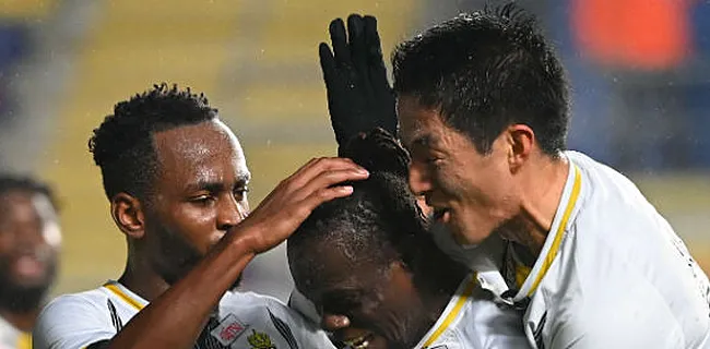 Charleroi verpest debuut van Peter Maes en duwt STVV naar de laatste plaats