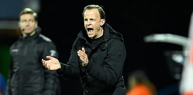 Standard knalt PO1 binnen ondanks late Brugse stormprik