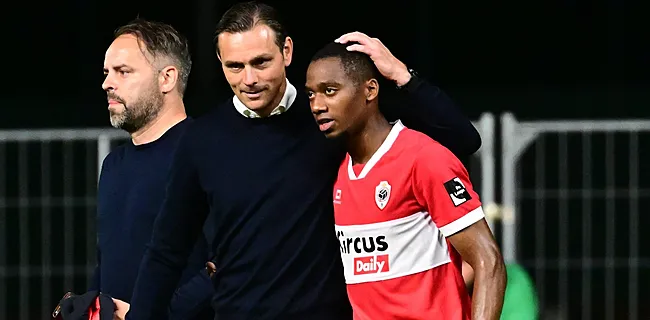 'Alarmbellen bij Antwerp: Overmars houdt been stijf'