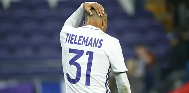 TRANSFEGERUCHTEN: 'Lombaerts heeft belangrijk nieuws, Club greep naast oude bekende'