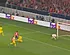 <strong>Dortmund overleeft megablunder na lichte penaltyfout Meunier</strong>