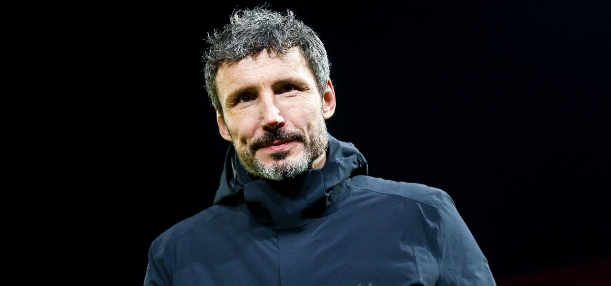 Antwerp in deep misery: Van Bommel pushed out